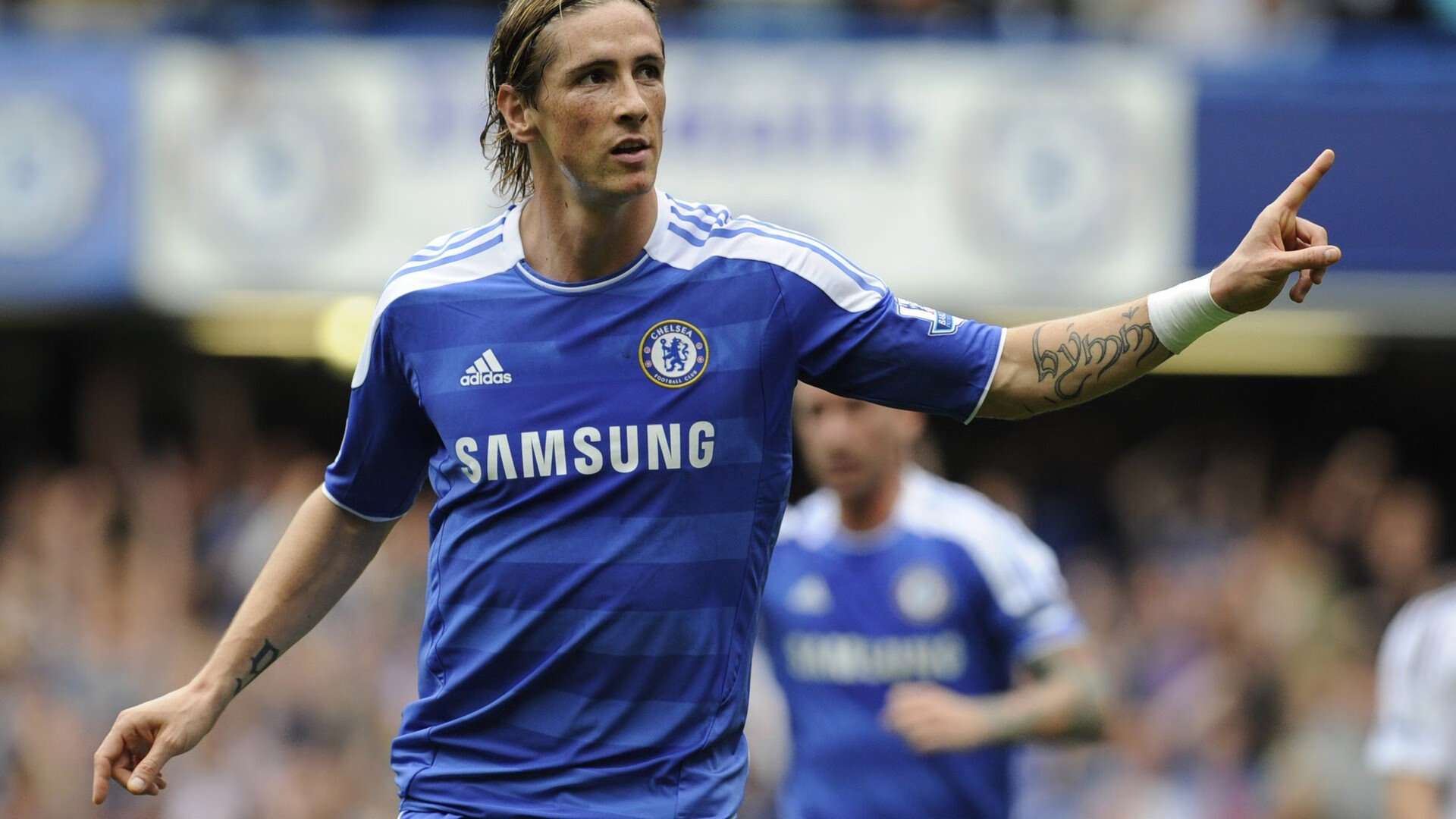 爱游戏官方主页-热刺引进西甲射手，球队进攻大提升，热刺射手榜